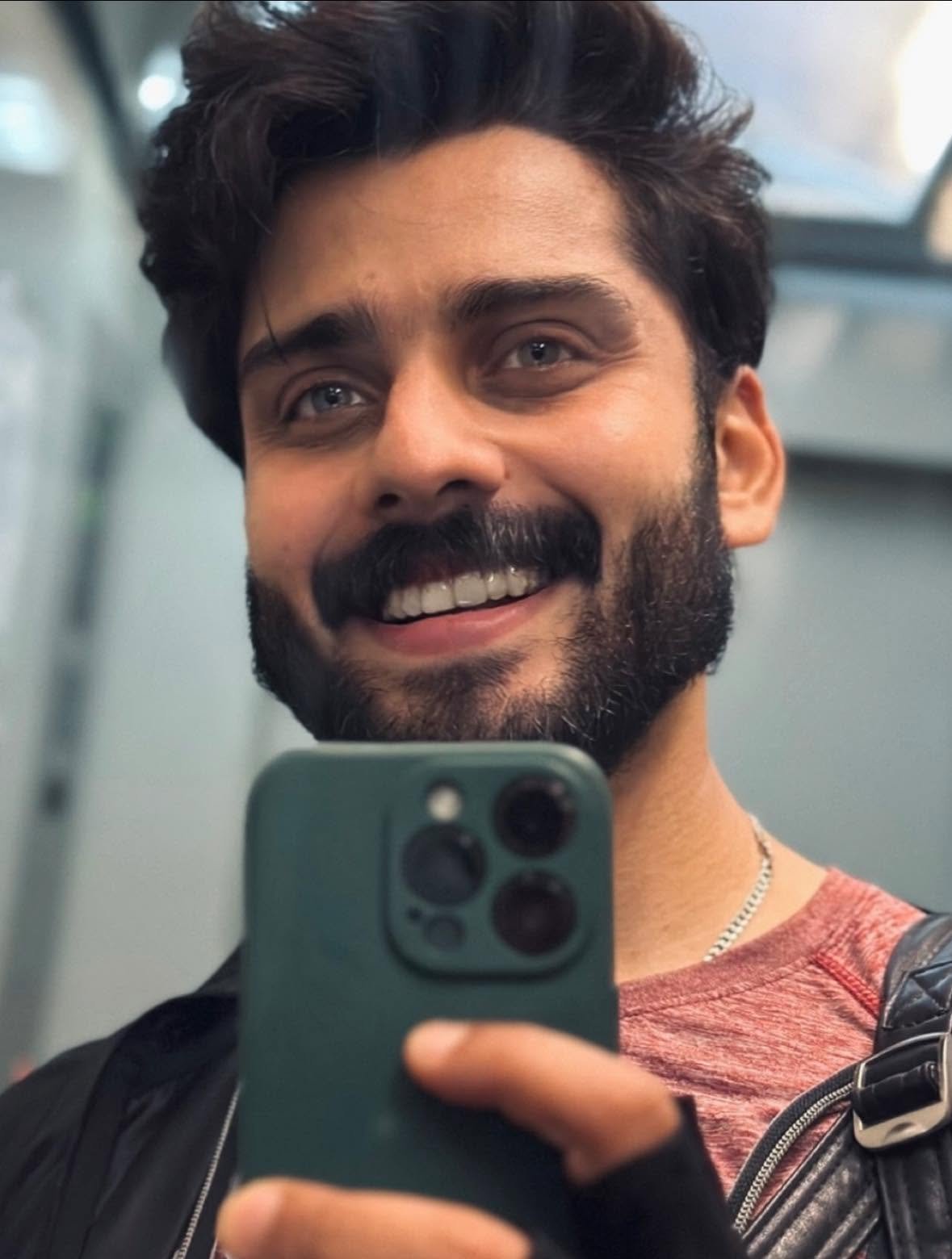 Roshan Basheer Bigg Boss 8 Contestant